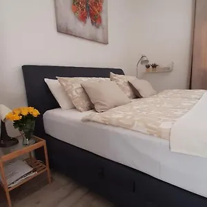 https://apartmani-alma.in-istria.net