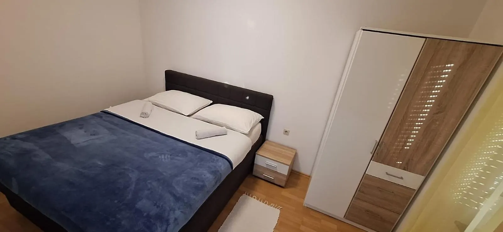 Apartments Duje Bibinje 0*,